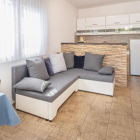 Apartments Magla With Terrace Башка Экстерьер фото
