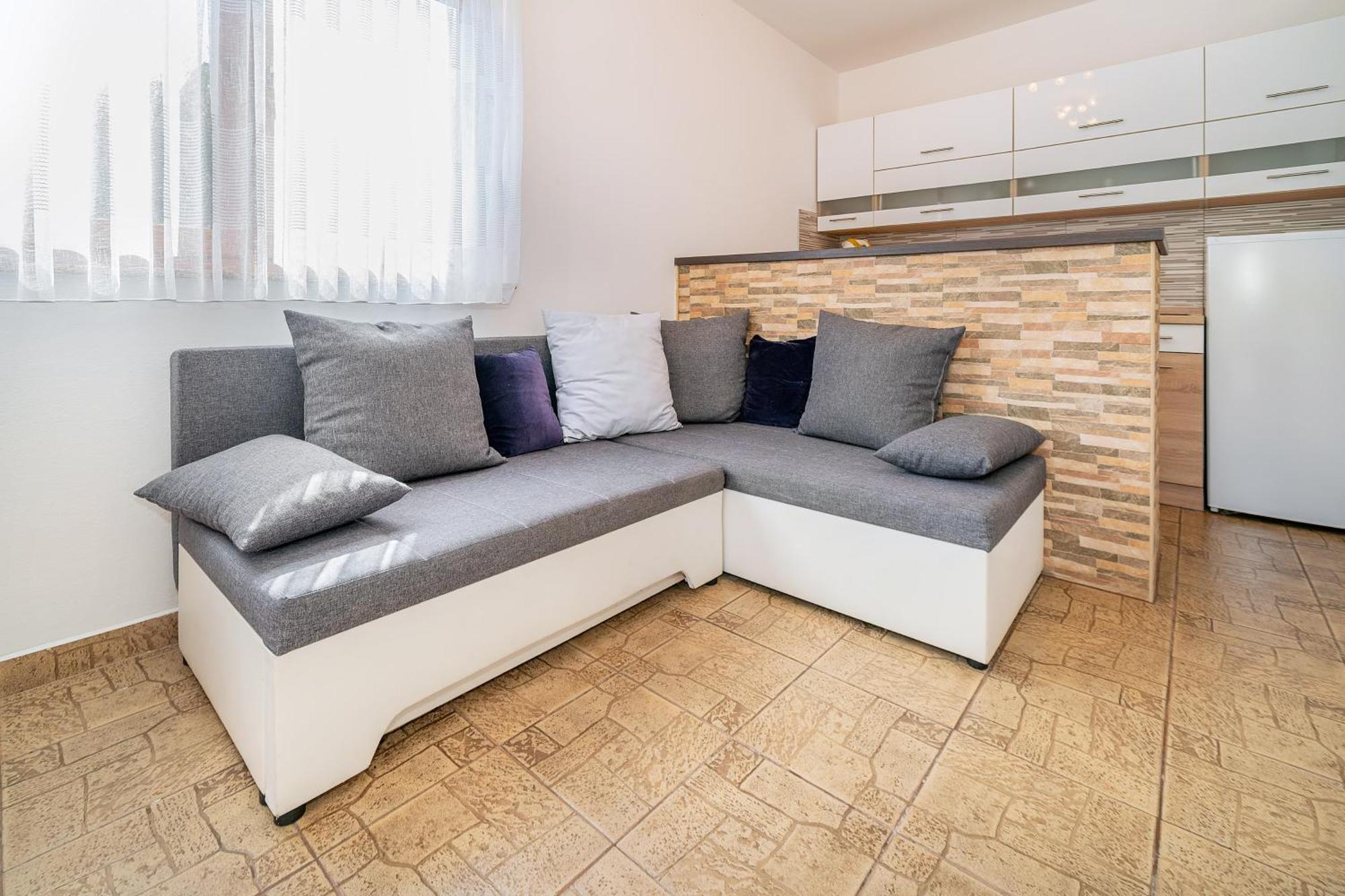 Apartments Magla With Terrace Башка Экстерьер фото